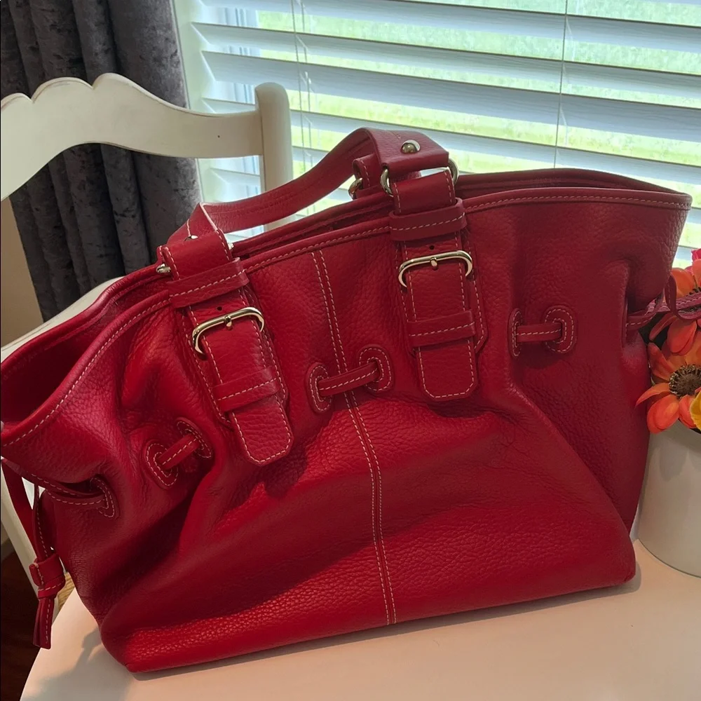 Dooney and Bourke Red Chiara Bag size medium - Picture 2 of 14
